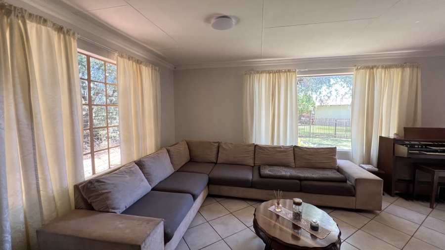 4 Bedroom Property for Sale in Beckedan Gauteng