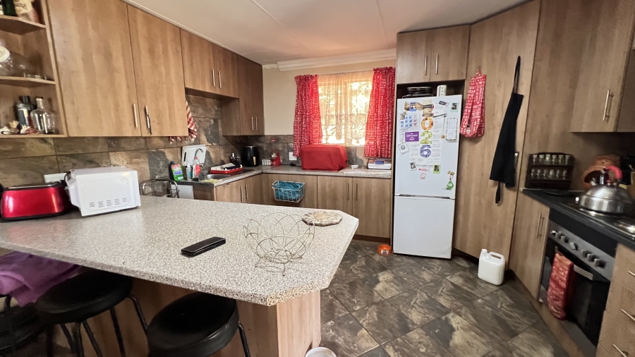 4 Bedroom Property for Sale in Beckedan Gauteng