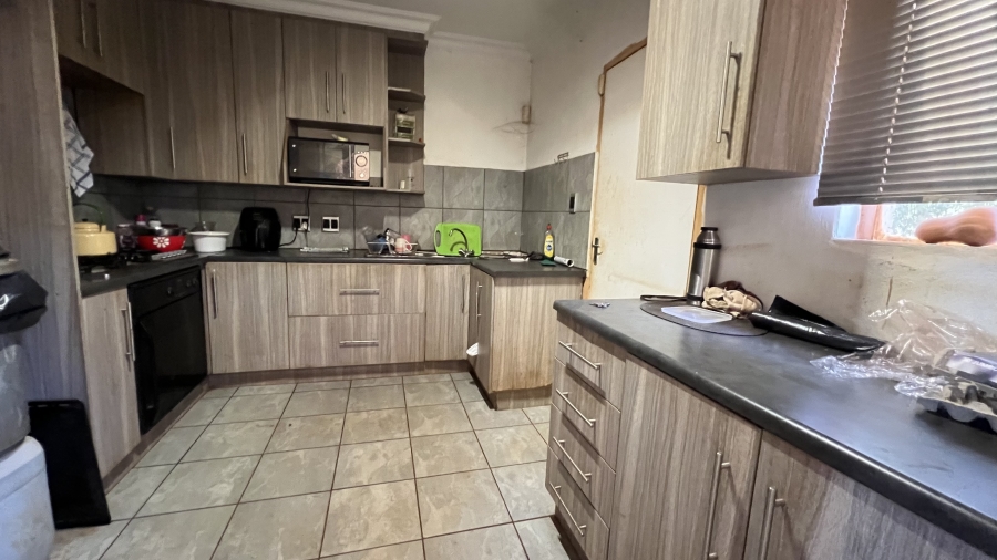 4 Bedroom Property for Sale in Beckedan Gauteng
