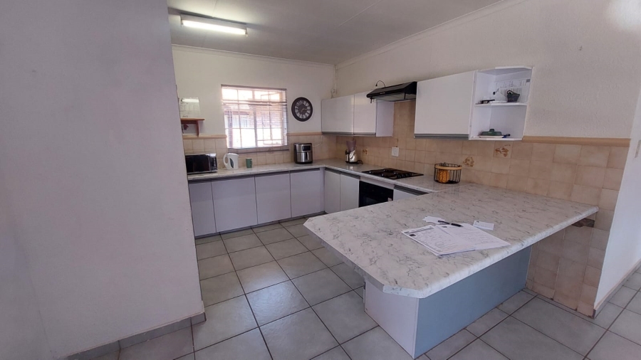 3 Bedroom Property for Sale in Helikonpark Gauteng