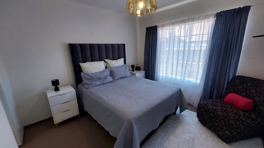 3 Bedroom Property for Sale in Helikonpark Gauteng