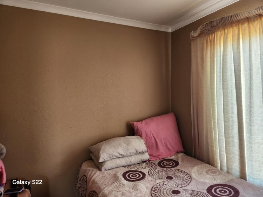 2 Bedroom Property for Sale in Crystal Park Gauteng