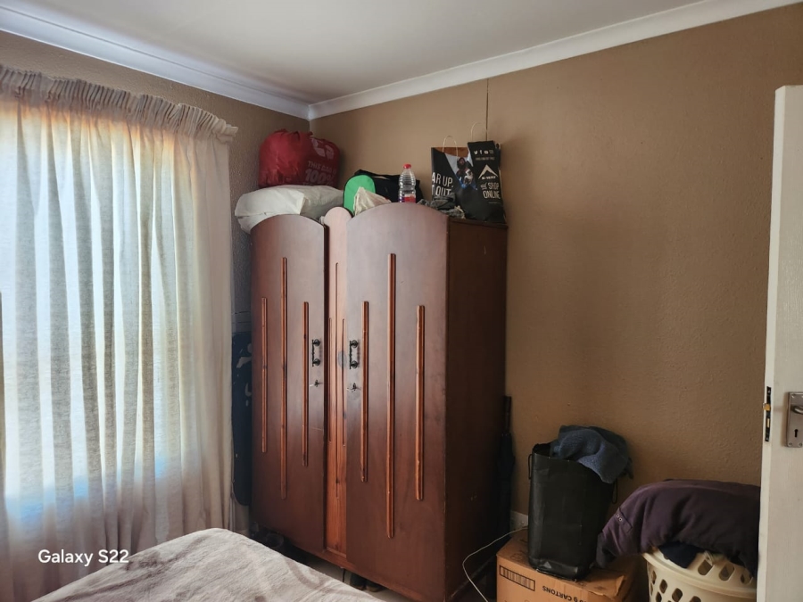 2 Bedroom Property for Sale in Crystal Park Gauteng