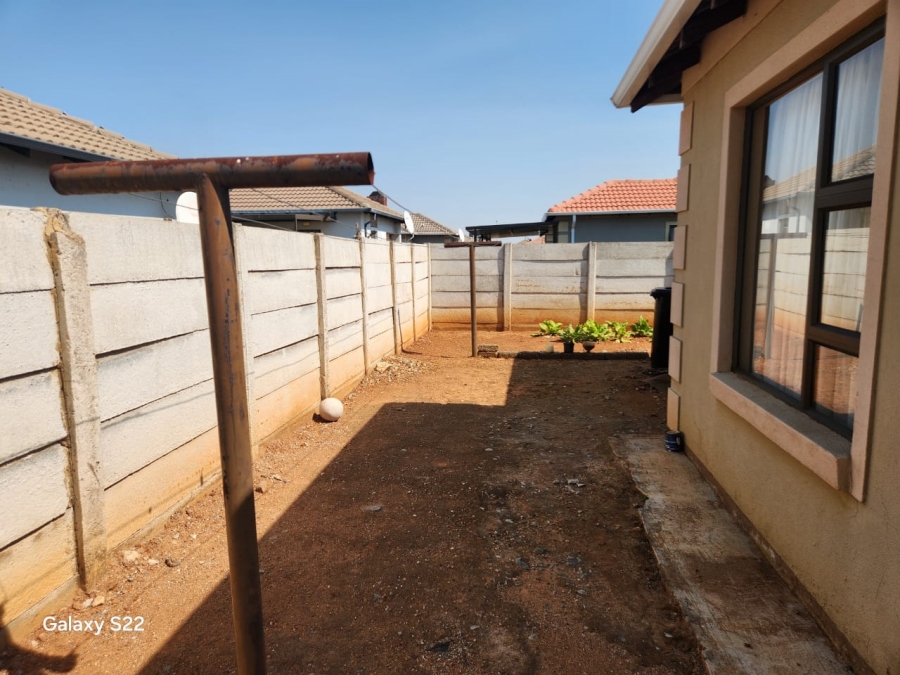 2 Bedroom Property for Sale in Crystal Park Gauteng