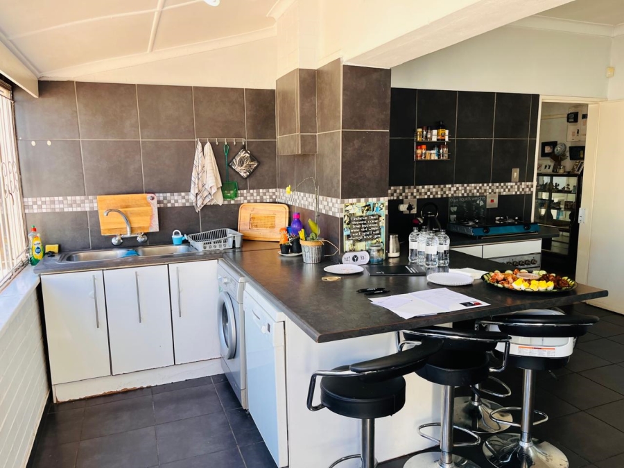 3 Bedroom Property for Sale in Sunnyridge Gauteng
