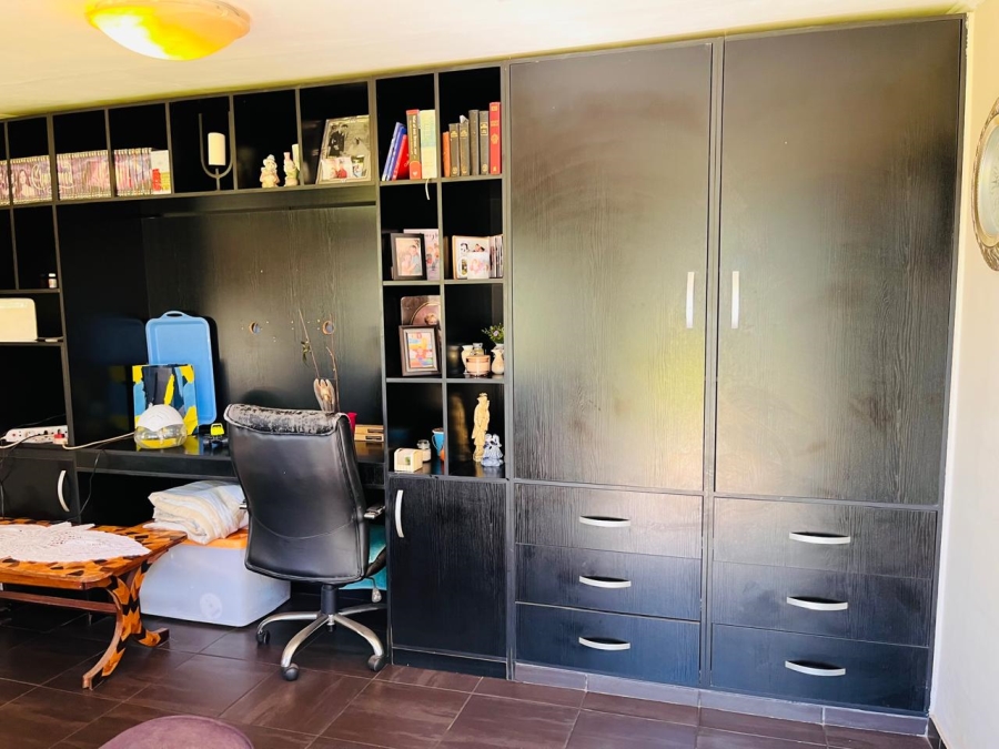 3 Bedroom Property for Sale in Sunnyridge Gauteng