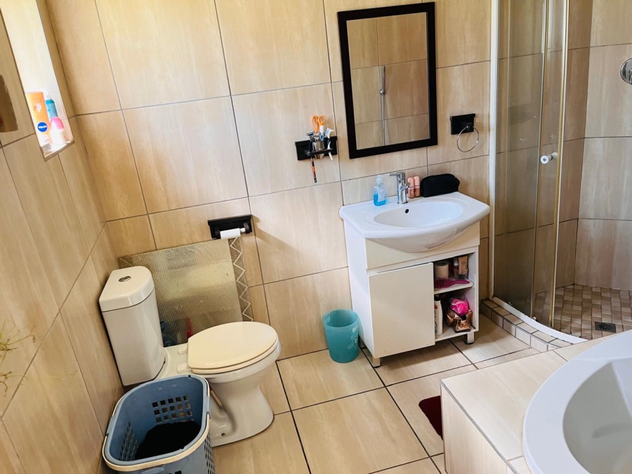 3 Bedroom Property for Sale in Sunnyridge Gauteng