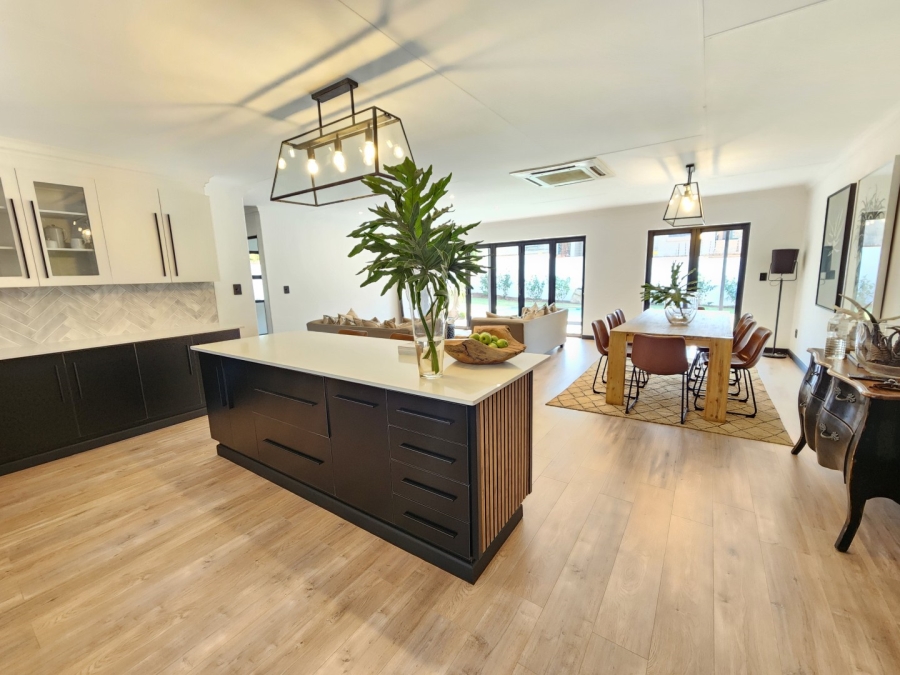 4 Bedroom Property for Sale in Moreleta Park Gauteng