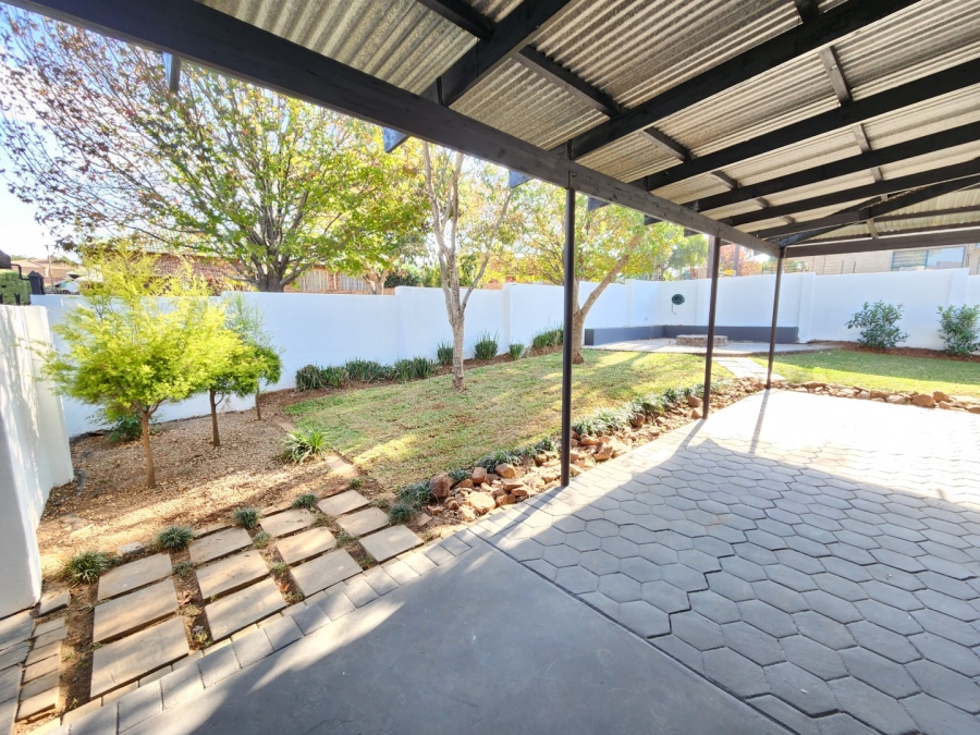 4 Bedroom Property for Sale in Moreleta Park Gauteng