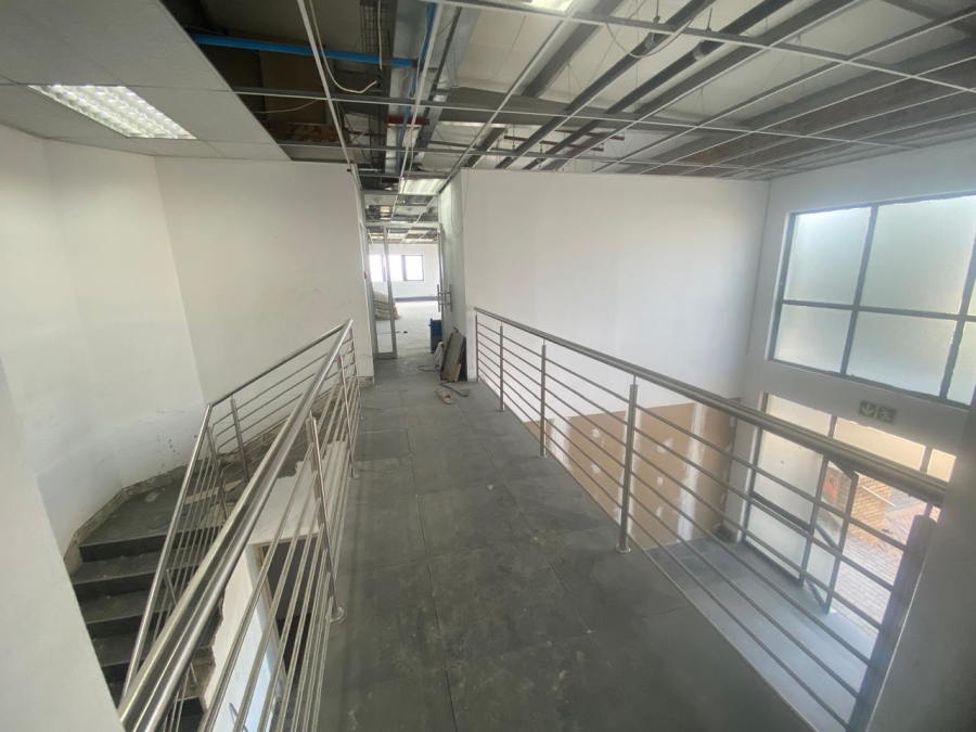 To Let Commercial Property for Rent in Randjespark Gauteng
