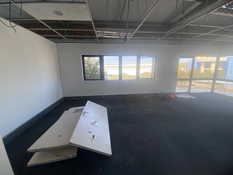 To Let Commercial Property for Rent in Randjespark Gauteng