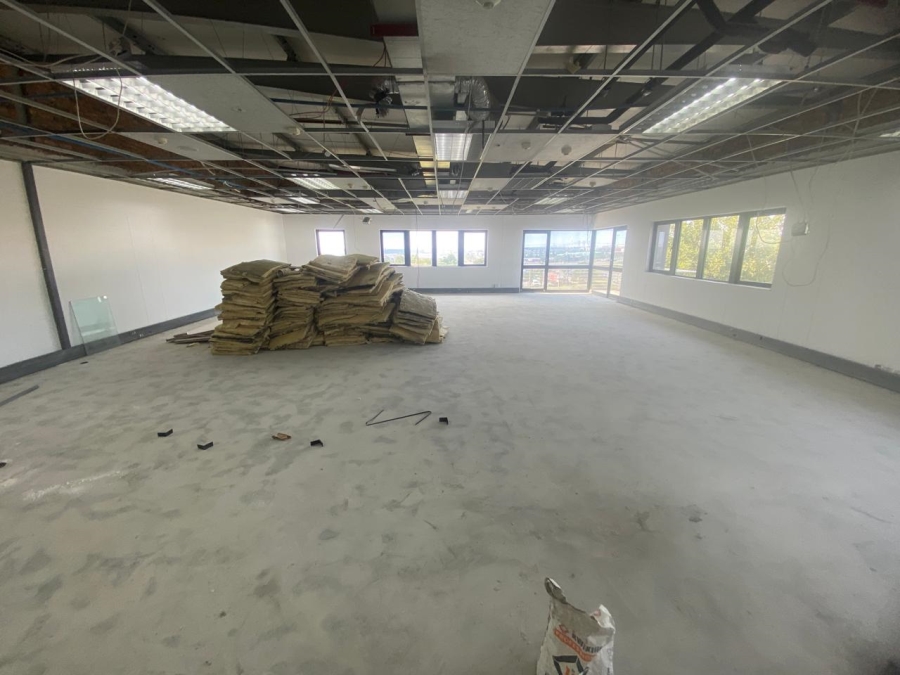 To Let Commercial Property for Rent in Randjespark Gauteng