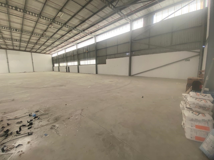 To Let Commercial Property for Rent in Randjespark Gauteng