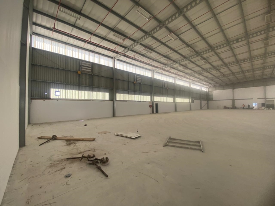To Let Commercial Property for Rent in Randjespark Gauteng
