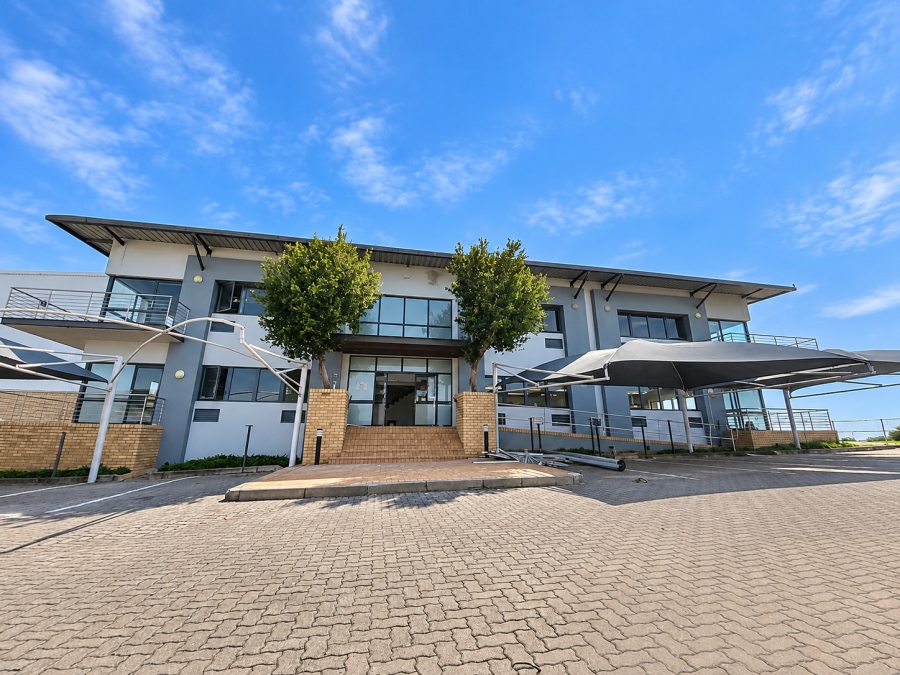 To Let Commercial Property for Rent in Randjespark Gauteng