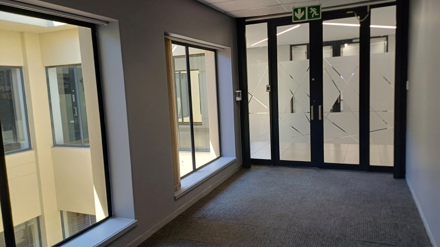 To Let Commercial Property for Rent in Wierda Valley Gauteng