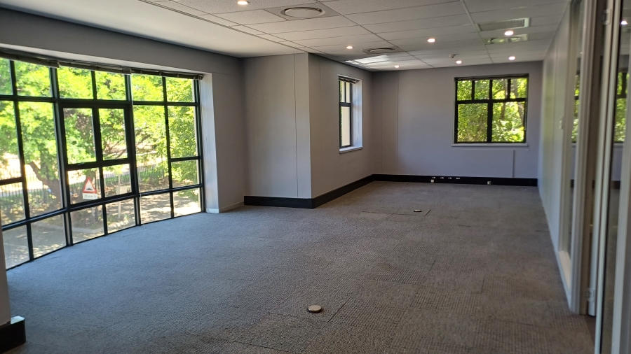 To Let Commercial Property for Rent in Wierda Valley Gauteng