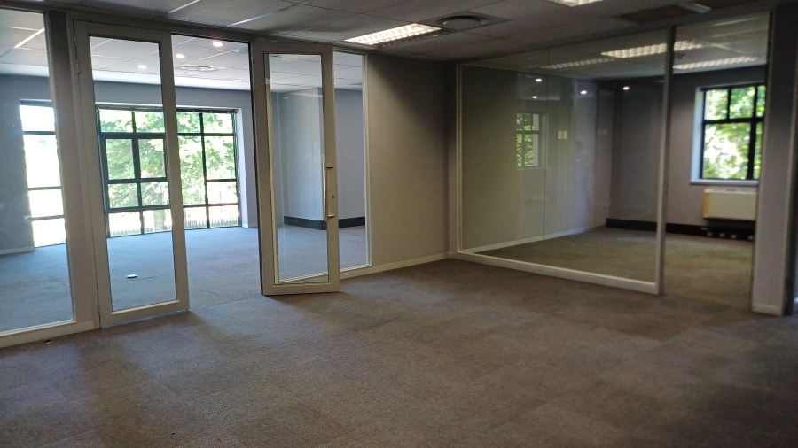 To Let Commercial Property for Rent in Wierda Valley Gauteng