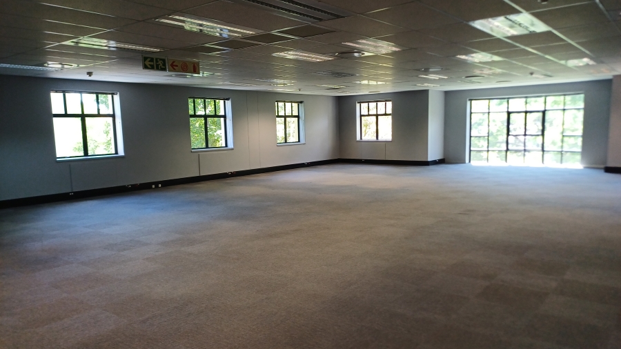 To Let Commercial Property for Rent in Wierda Valley Gauteng