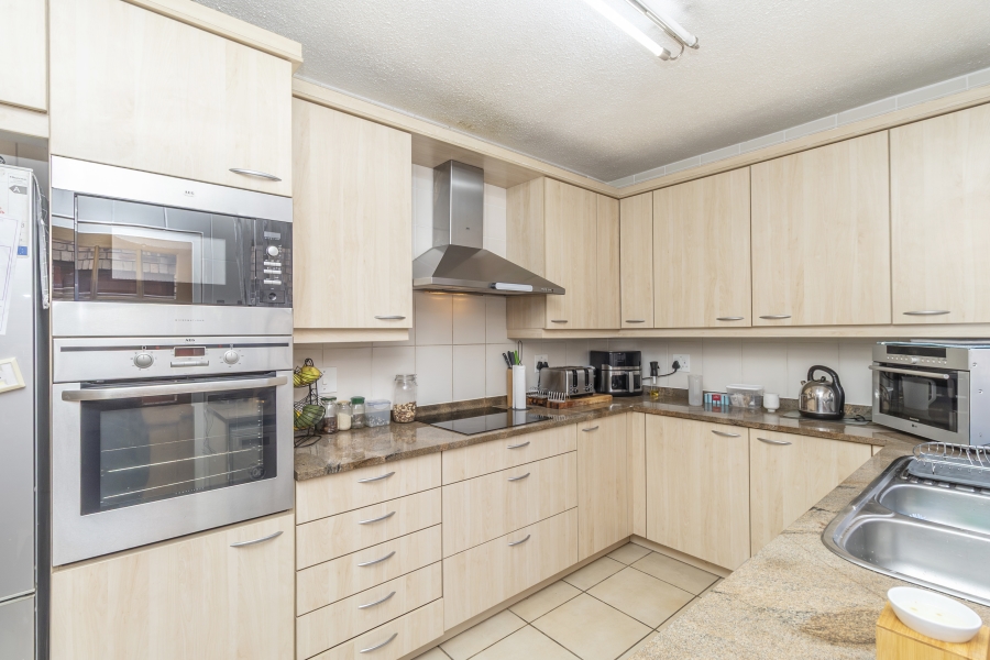 To Let 3 Bedroom Property for Rent in Edenburg Gauteng