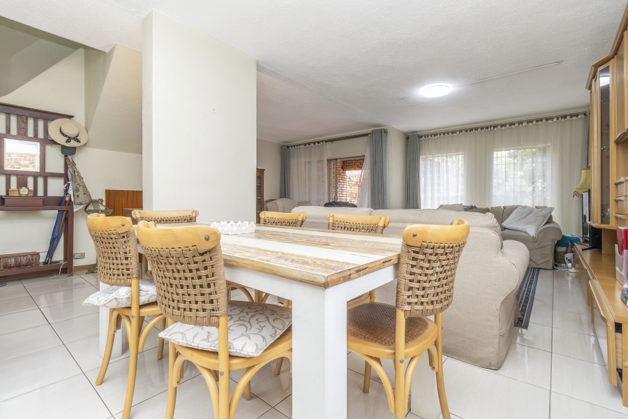 To Let 3 Bedroom Property for Rent in Edenburg Gauteng