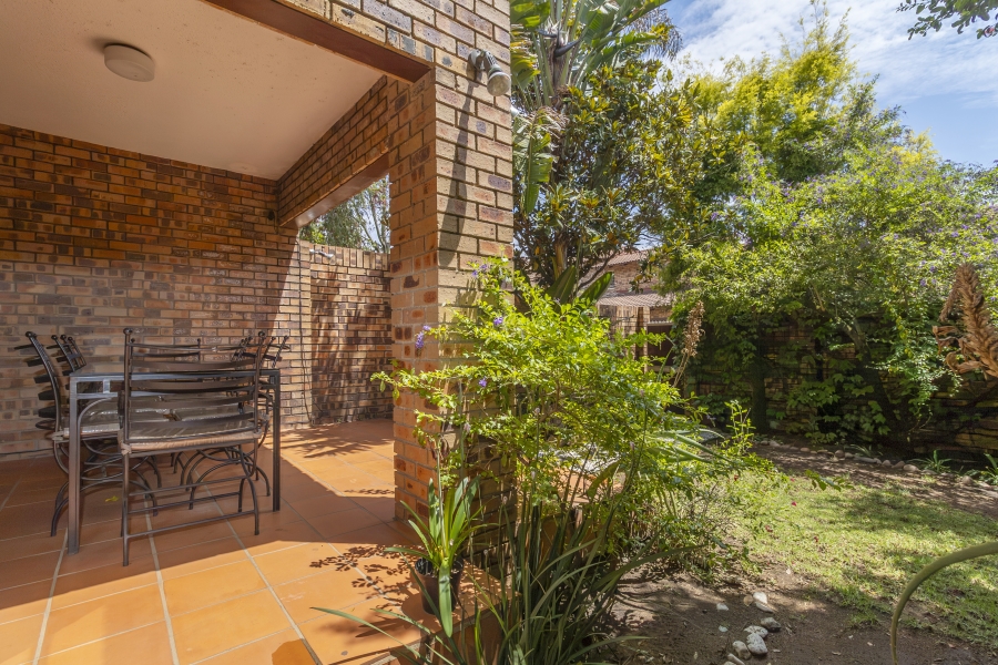 To Let 3 Bedroom Property for Rent in Edenburg Gauteng