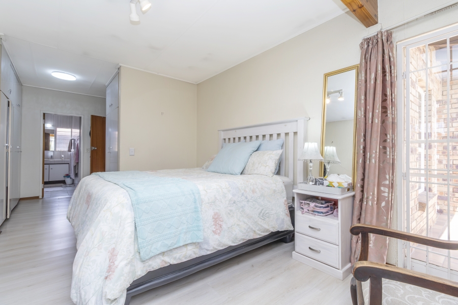 To Let 3 Bedroom Property for Rent in Edenburg Gauteng