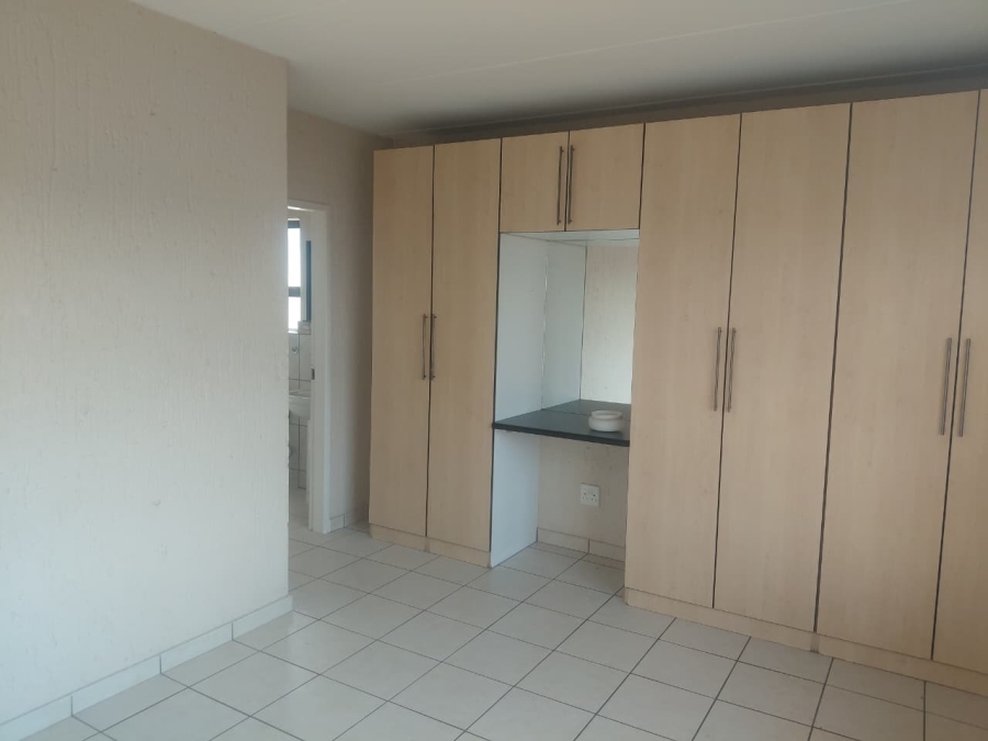 2 Bedroom Property for Sale in Three Rivers Gauteng