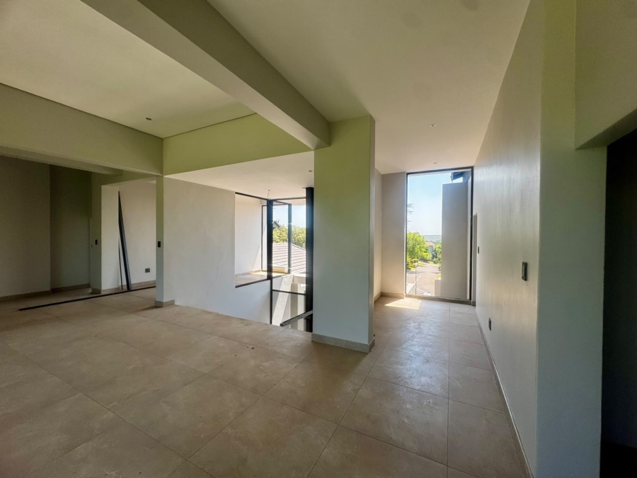 5 Bedroom Property for Sale in Copperleaf Estate Gauteng