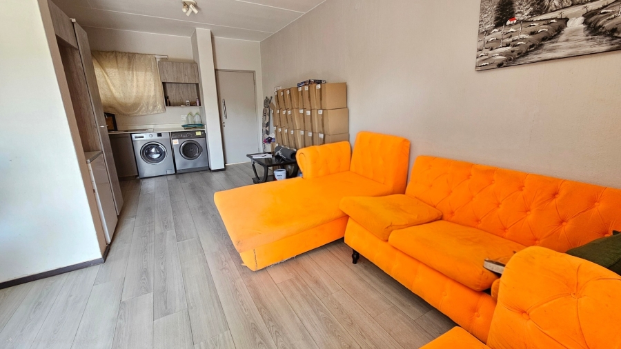 2 Bedroom Property for Sale in Broadacres Gauteng