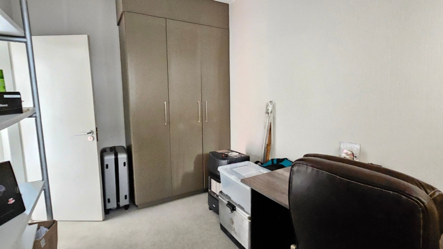 2 Bedroom Property for Sale in Broadacres Gauteng