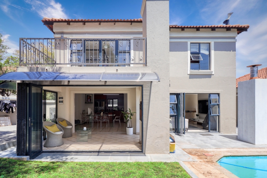 3 Bedroom Property for Sale in Cedar Lakes Gauteng