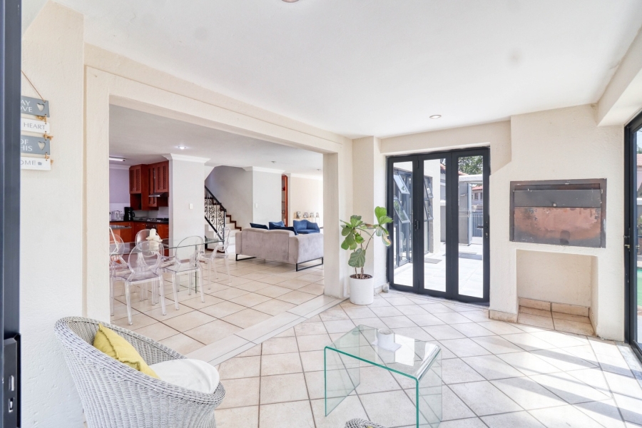 3 Bedroom Property for Sale in Cedar Lakes Gauteng