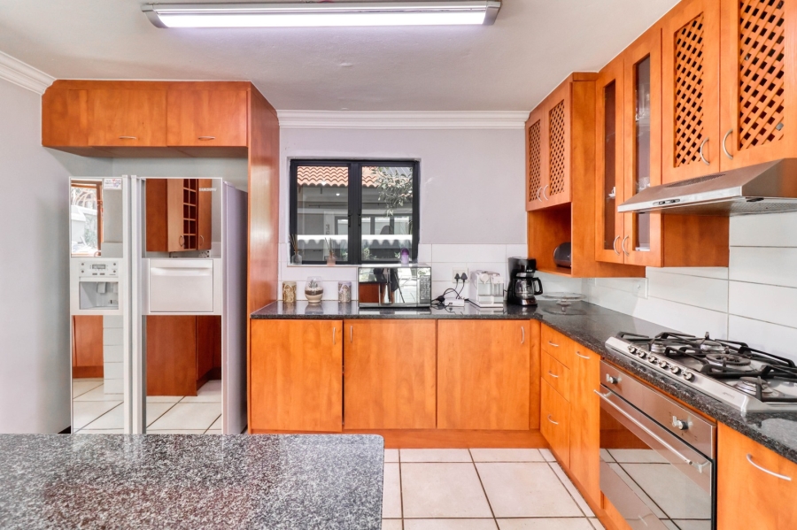 3 Bedroom Property for Sale in Cedar Lakes Gauteng