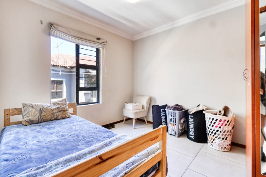 3 Bedroom Property for Sale in Cedar Lakes Gauteng