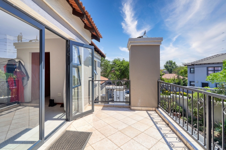 3 Bedroom Property for Sale in Cedar Lakes Gauteng