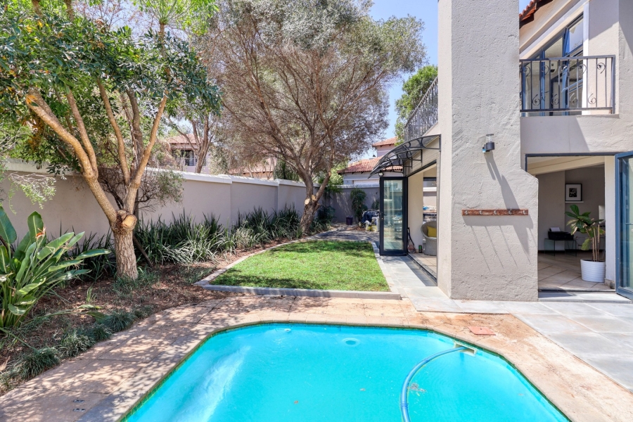 3 Bedroom Property for Sale in Cedar Lakes Gauteng