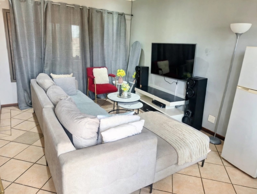 2 Bedroom Property for Sale in Equestria Gauteng
