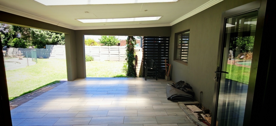 4 Bedroom Property for Sale in Brackendowns Gauteng