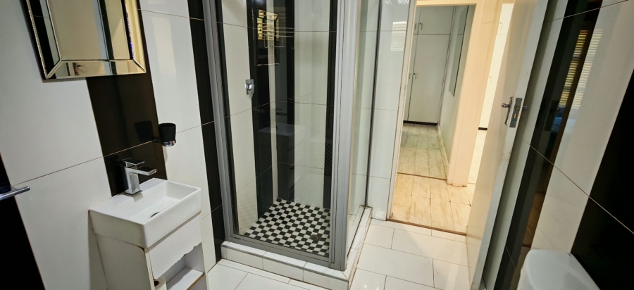 4 Bedroom Property for Sale in Brackendowns Gauteng