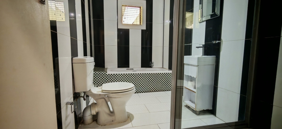 4 Bedroom Property for Sale in Brackendowns Gauteng