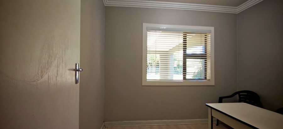 4 Bedroom Property for Sale in Brackendowns Gauteng