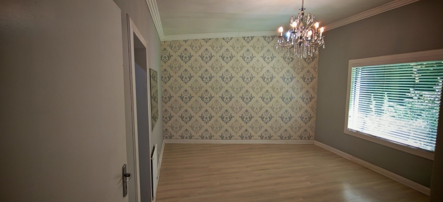 4 Bedroom Property for Sale in Brackendowns Gauteng