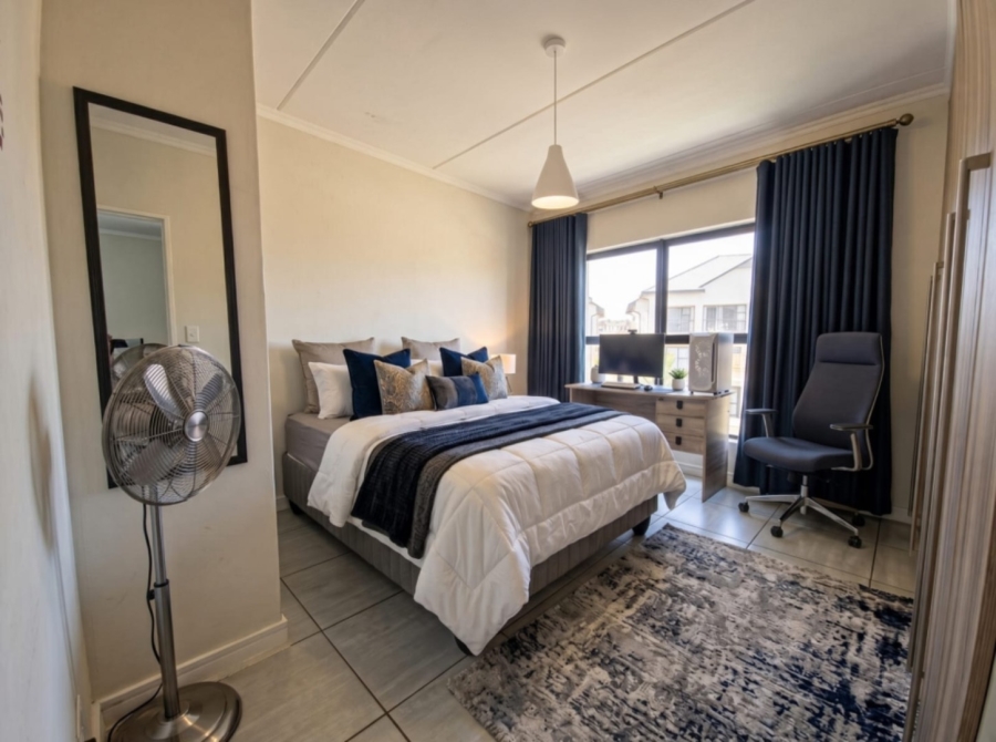 To Let 3 Bedroom Property for Rent in Waterfall Gauteng