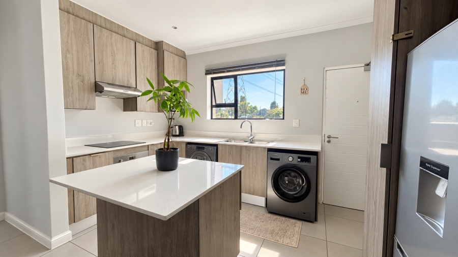 2 Bedroom Property for Sale in Morningside Gauteng