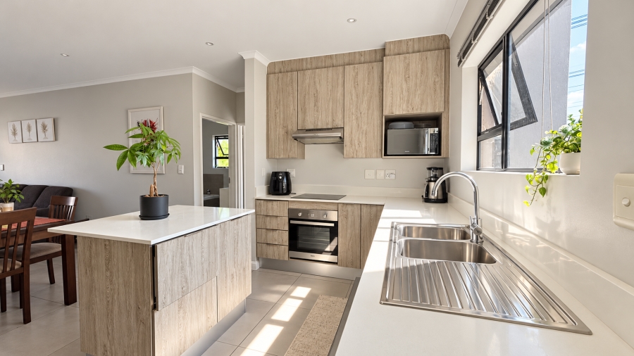 2 Bedroom Property for Sale in Morningside Gauteng