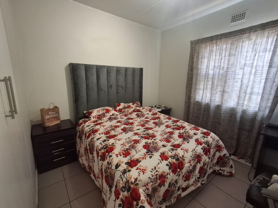 2 Bedroom Property for Sale in Ravenswood Gauteng