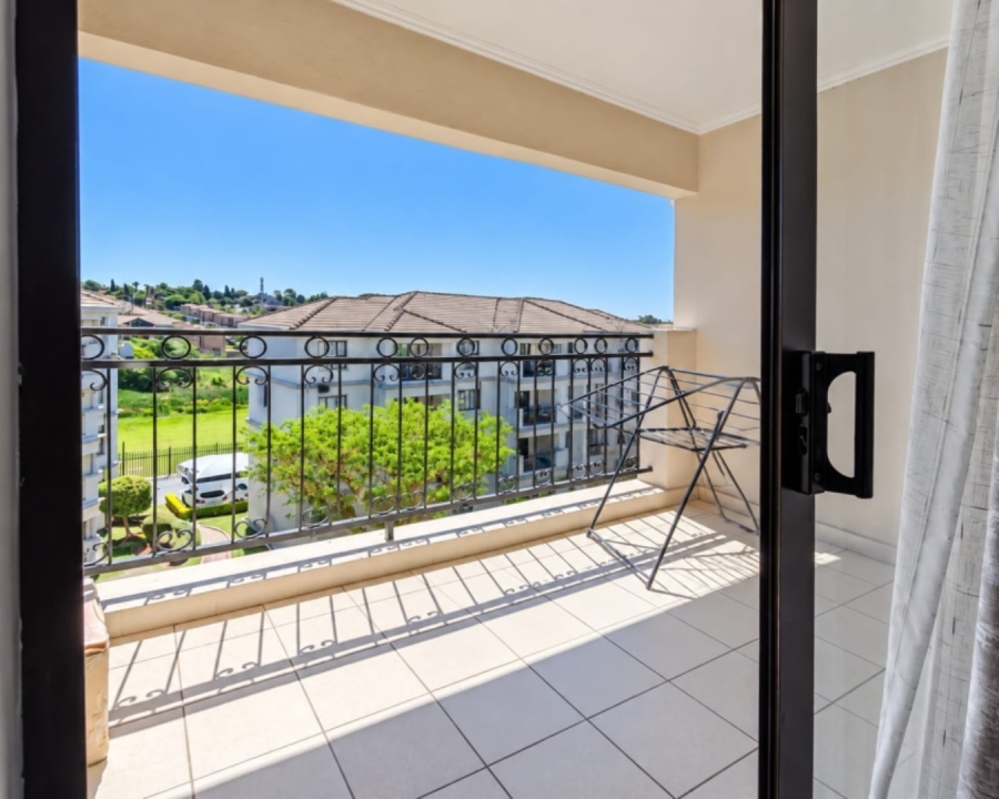 2 Bedroom Property for Sale in Noordwyk Gauteng