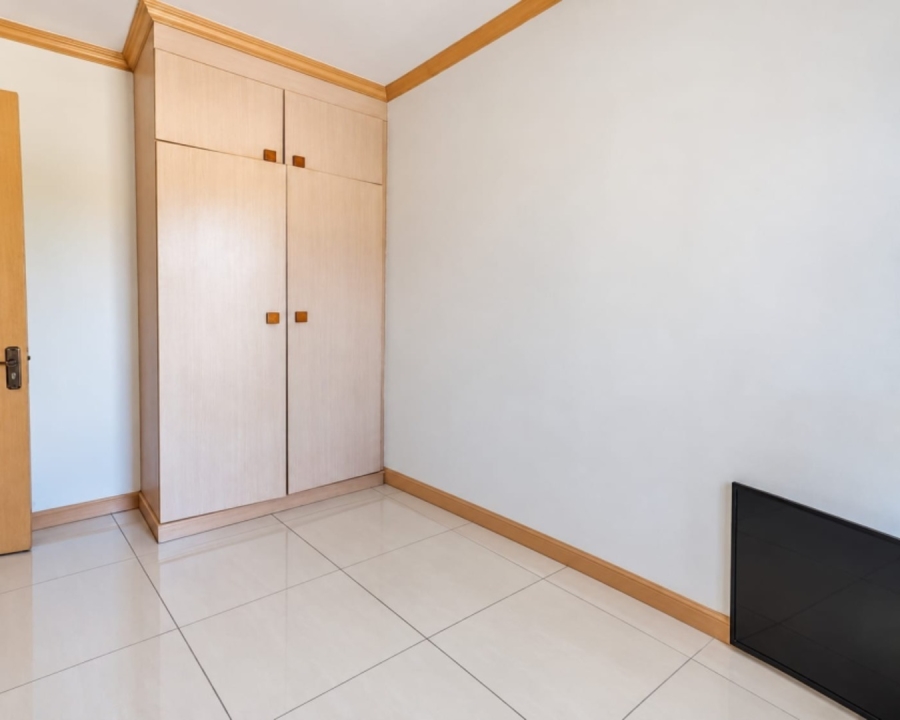 2 Bedroom Property for Sale in Noordwyk Gauteng