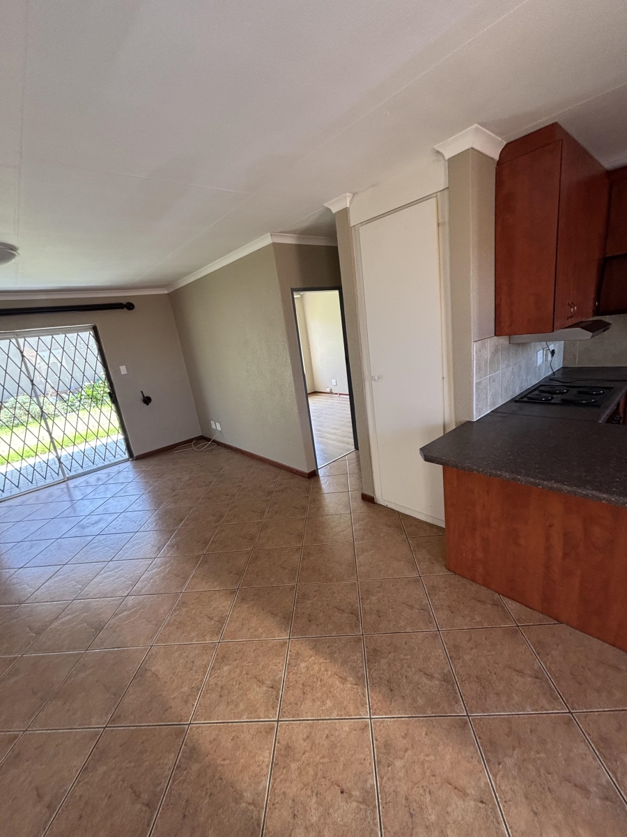 To Let 3 Bedroom Property for Rent in Halfway Gardens Gauteng